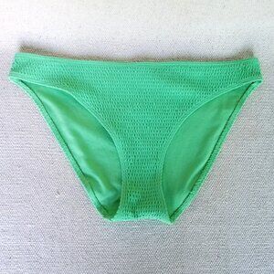 Hollister Women's Mint Green Texture‎ Bikini Bottoms Size L NWOT